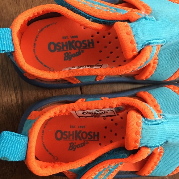Oshkosh B’gosh Bright Blue Aqua Orange Toddler Water Shoes Sandals Size 5 - Picture 6 of 9